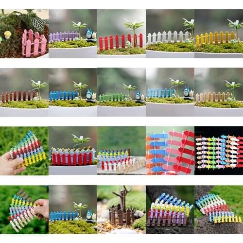 1 Pcs Retail 10 Colors Mini Fence Miniatures Fencing Fairy Garden Gnome Moss Terrariums Resin Crafts Fairy Garden Supplies