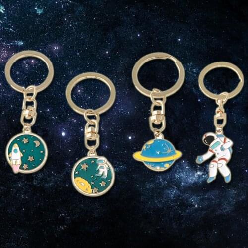 Astronaut Planet Rocket Keychain Metal Key chains Universe Outer space Travel Keyring for Children Space lovers Jewelry Gift