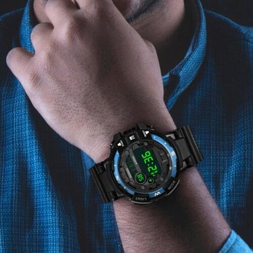UT KAFTLN LED Clock