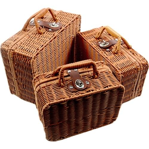 Simulation Rattan Woven Suitcase Retro Handwoven Rectangular Wicker Handbag Vintage Suitcase Storage Box Picnic Storage Box