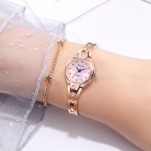 Часы Женские Womens Quartz Watch Fashion Casual Fun Magnet Buckle Mesh Belt Elegant Cute Hot Selling Diamond Multi-color
