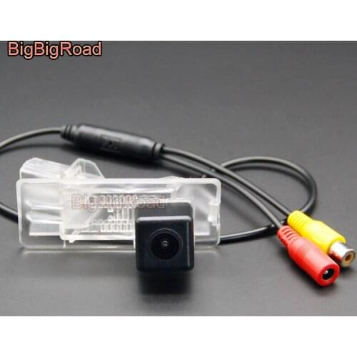 BigBigRoad Car Rear View Camera For Renault Duster / Dacia Duster 2010 2011 2012 2013 2014 / Captur 2014 2015 2016 2017 -2019