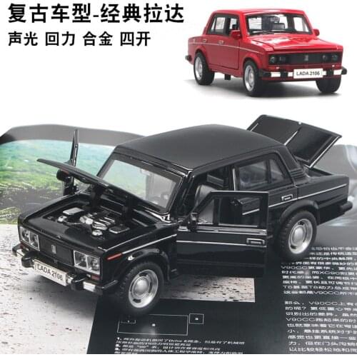 1:32 high simulation retro Lada car alloy model sound and light pull back can be open door toys for children gifts