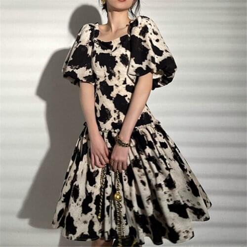 2021 summer new womens chic design bubble sleeve French square neck Floral Dress korean dress plus size A-LINE Casual