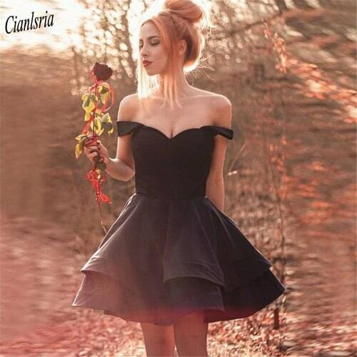 Black Off The Shoulder Mini Satin Homecoming Dresses Tiered Skirt Simple Cocktail Dresses Special Occasion Gowns