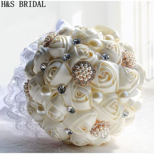 Gorgeous Wedding Flowers Bridal Bouquets Ivory Purple Artificial Wedding Bouquet Crystal Sparkle With Pearls 2020 buque de noiva