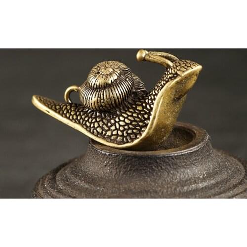 Personality retro Mini Brass Snail Portable statue craft DIY incense ornament Miniature desktop sculpture m011