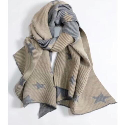 2018 New brand luxruy cashmere acrylic women star printing pleated fashion scarf heavyweight wraps foulard bandana LL171130