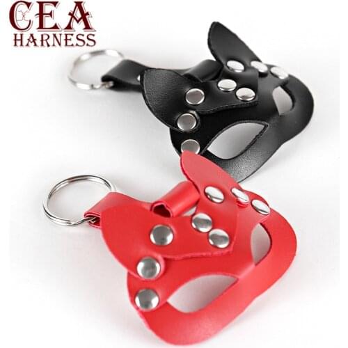 CEA Handmade Leather Car KeyChain Mini Cat Mask Shape Key Button Hollow Out Key Buckle Key Rings Erotic Toys Women Belt Pendant