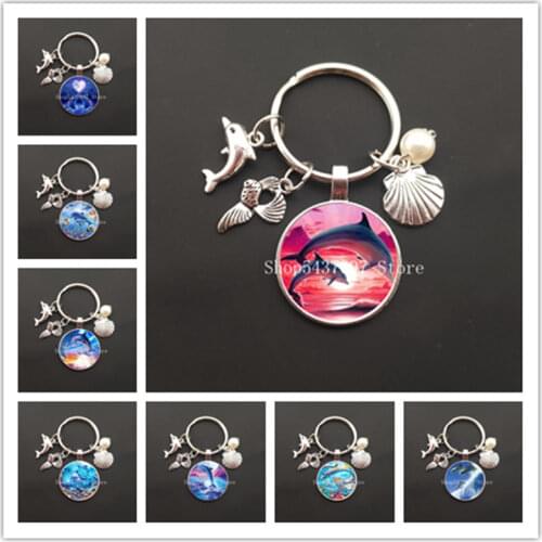 Fashion Keychain Dolphin Show Keychain Glass Pendant Keychain Ocean World Jewelry Car Keychain Ring Holder Souvenir Gift