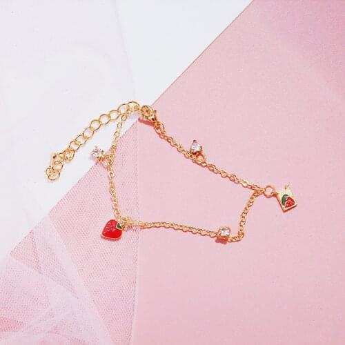 Korean Version Simple Sweet Love Crystal Couple Strawberry Bracelet For Women Fashion Cute Alloy Jewelry Wholesale