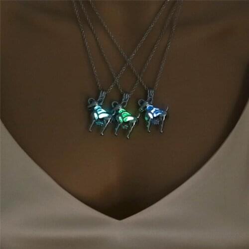 3 Color Animal Luminous Pendant Necklace Classic Glowing in the Dark Vintage Hollow Necklace Classic Popular Jewelry Women Gift