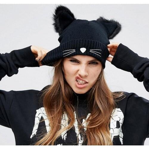 Winter Outdoor Knit Hat Ski Cap Windproof Soft Hat New Fashion Autumn Winter Women Print Knitt Hair Ball Woolen Hat Casquette