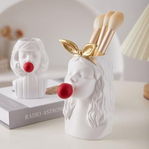 Bubble Girl Storage Vase Home Multifunction Decoration Aesthetic Table Resin Living Room Plant Pots Art Decorative Pen Holder