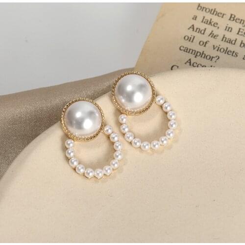 Exquisite Sweet Hollow Round Imitation Peals Hanging Earrings For Women Trendy Temperament Earrings Wedding Jewelry Girl Gift