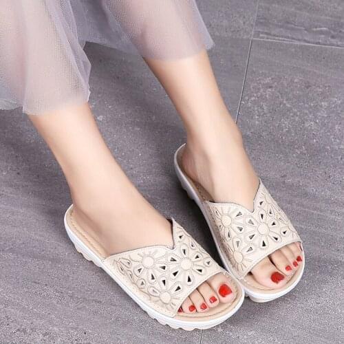 Tilocow Genuine Leather Slippers Women Platform Wedges Sandals Casual Outdoor Soft Shoes Woman 2020 Summer Ladies Beach Slippers