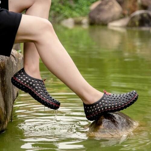 Jelly Shoes Slip-on Non-slip Sneakers 2020 Cheap Men Shoes Mens Sandals Summer Outdoor Beach Sandals Sandalia Hombre Shoes Male