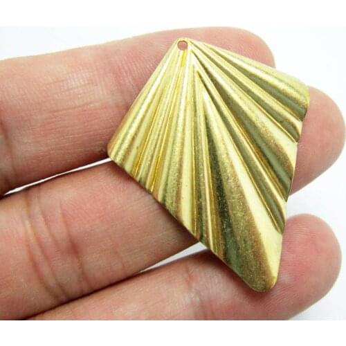 Brass pendant 38x30.5mm Fan shape Brass dangle charm Rhombus brass earrings pendant R938