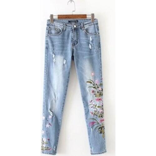 Spring and Summer Women Jeans Chrysanthemum Embroidery Fashion Women Jeans New High-waisted Hole Embroidered Foot long pants 588