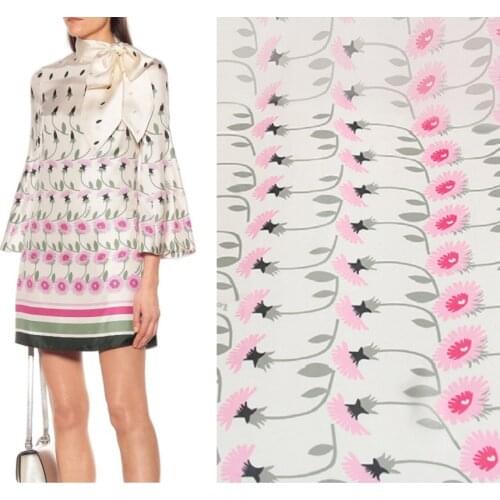 Small chrysanthemum spring and summer chiffon printed fabric 100% polyester satin design fabric for clothing textile sewing