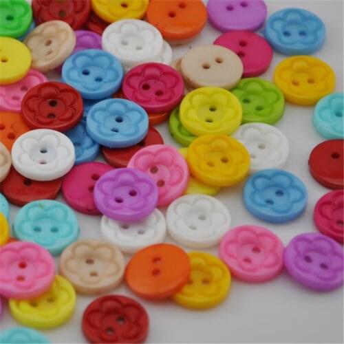 100pcs Mix Color Flowers Buttons 2 Holes DIY Craft Sewing 15mm PH21