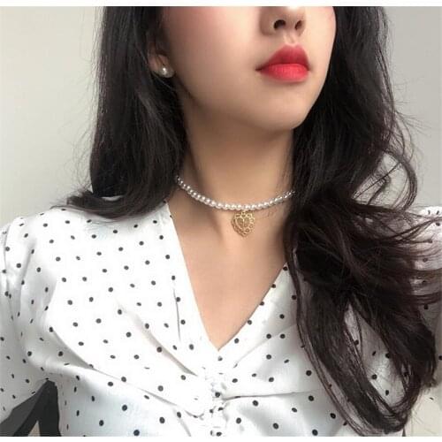 Vintage Simple White Imitation Pearl Chain Choker Necklace For Women Wedding Love Shell Pendant Necklace Bohemian Punk Jewelry
