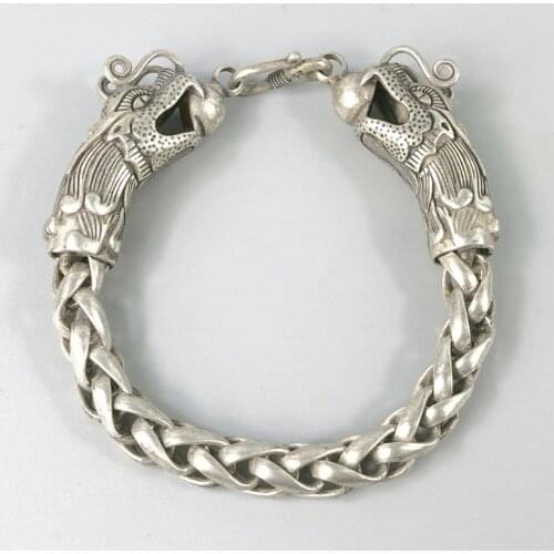 Exquisite Chinese Rare Collectible Tibetan Silver Handwork Dragon Amulet Auspicious Bracelet Statue