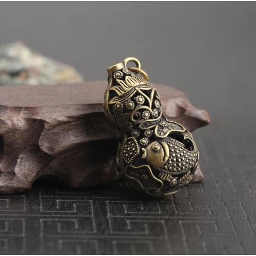 Creative Retro Handmade Brass Hollow Gourd Chinese Traditional Key Chain Lucky Pendant Home Desk Decoration