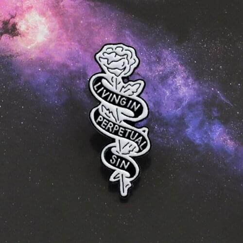 2018 Creativity Dark Halloween Flower Corsage Brooch Alloy Dripping Enamel Pins Fashion Cowboy Collar Friend Lover Jewelry Gifts