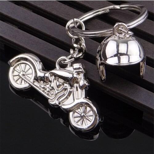 New Metal Motorcycle Helmet Key Chain Ring Gadgets For Men Autobike Bag Car Trinket Male Jewelry Party Gift Souvenirs