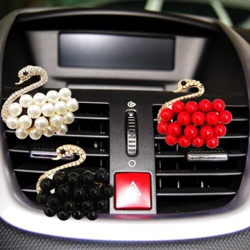 Pearl-encrusted swan car outlet perfume clip car aromatherapy air freshener interior accessories decorative girl gifts