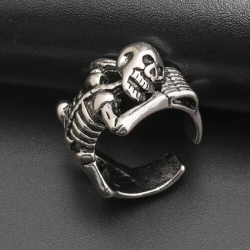 Retro Skeleton Skull Opening Punk Ring for Men Women Fashion Hip Hop Party Ring Accessories Creative Halloween Jewelry Gift