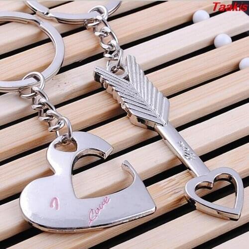 1 pair Hot Sale Silver Couple Heart Keychain Alloy Men Women Car Arrow Bow Love Keyrings Couples keychain for Gift