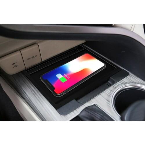 Qi Car Wireless Charger For iPhone Xs Max Xr X Samsung S10 S9 Intelligent Infrared for Toyota Camry 2016-2018 Car Phone Holder