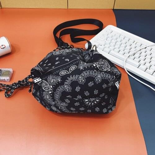 066F Ethnic Paisley Drawstring Bucket Bag Adjustable Shoulder Crossbody Handbag Purse