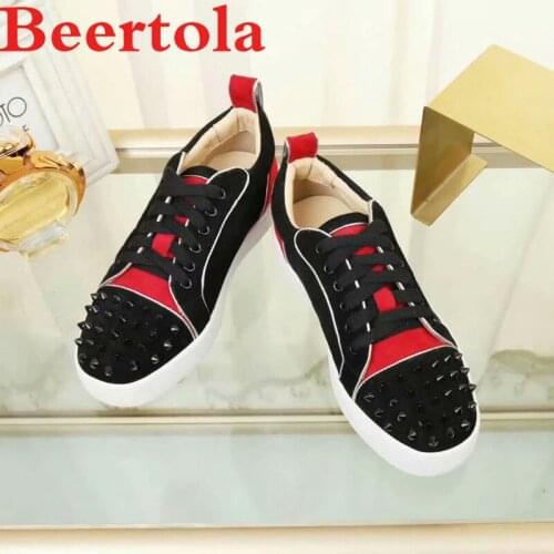 Flock Unisex Casual Shoes Couple Sneakers Mixed Color Spikes Fashion Rivets Flats Shoes Men Early Autumn Leisure Shoes Masculine