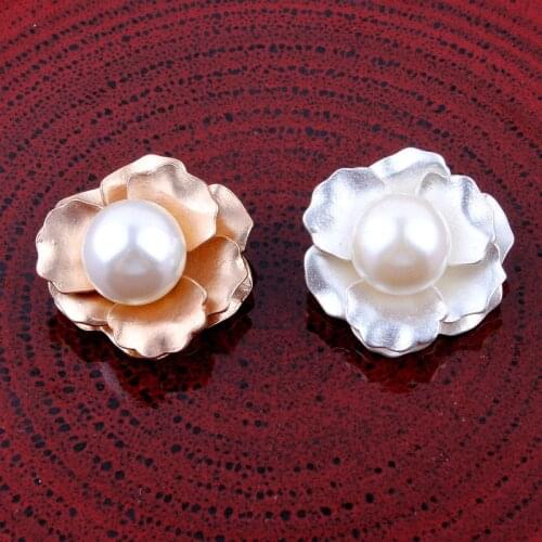 20pcs/lot 25MM 2Colors Handmade Clear 3D Alloy Flatback Shiny Flower Pearl Metal Decorative Buttons For Wedding Embellishment