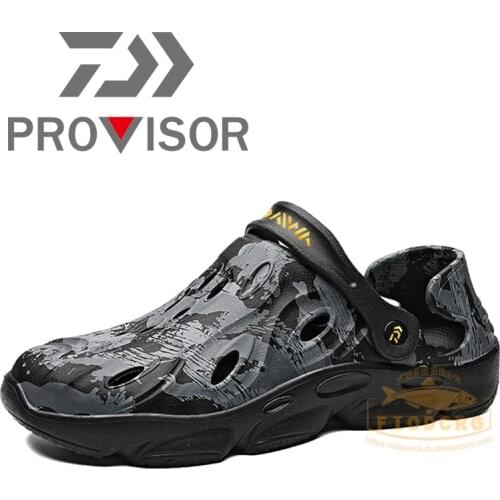 2021 New DAWA Fishing ShoesBeach Sandals Wading Shoes Light Weight Breathable Daiwa Men Summer Fishing Sandals large size 40-48