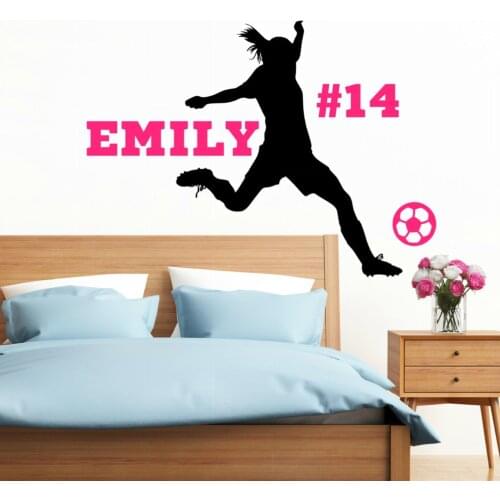 Personalized Soccer Girl Wall Stickers Vinyl Wall Decal with Name Female Soccer Player Wall Decor Mural Vinilos Paredes A280