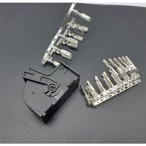 1pc for BMW E90 E53 small power amplifier plug power male female 42pin 20pin adapter plug shell connector