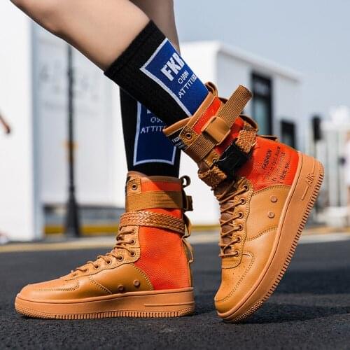 Hot Sale Vogue High Top Buckle Lovers Breathable Casual Motorcycle Sneakers Zapatillas Personality Street Style Couple Shoes