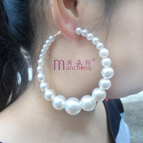 New Simple Metal Imitate White Pearl Drop Earrings women Geometric Big Circle (70MM) Hoops Statement pearl bead Earrings