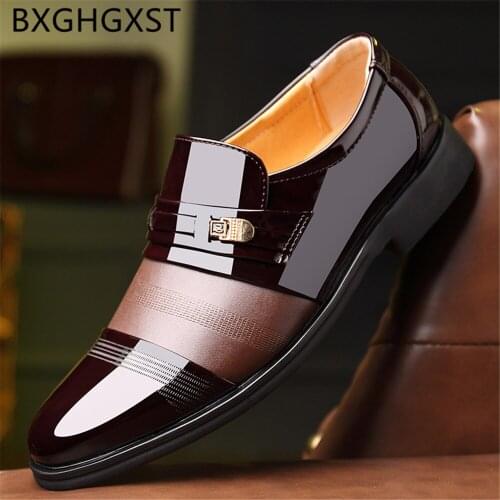 Italian Men Loafers Shoes Luxury Patent Leather Shoes Men 2020 Designer Brown Dress Office Shoes for Men Formal Slip on Zapatos