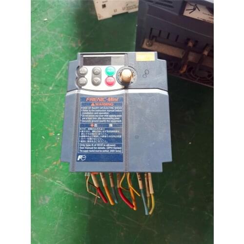 FRN0.75C1S-4J 0.75KW 380V inverter , used in good condition . 80% appearance new , good working , free shipping