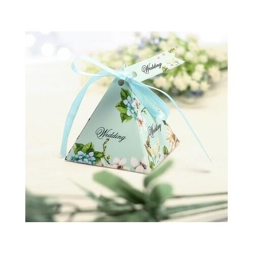 50pcs/lot Light Blue/Pink/Purple Flower Garland Wedding Candy Box With Ribbon Card DIY Special Candy Gift Box Party Supplies