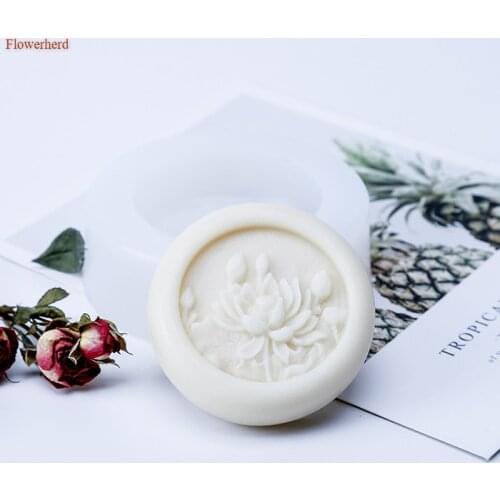 Flower Soap Making Forms Round Lotus Embossed Soap Silicone Mold DIY Handmade Flexible Silicone Soap Mold Cake Chocolate Mold