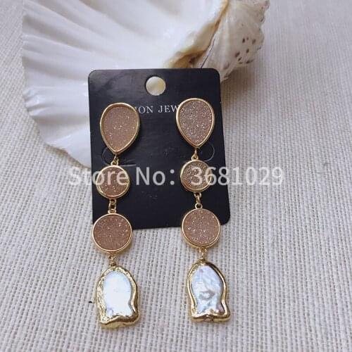 Show the face thin earring woman super fairy temperament individual joker pearl earring fashionable person long style pendant