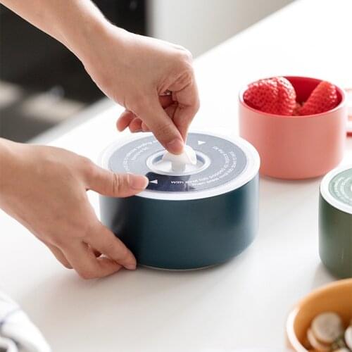 Nordic Ceramic Storage Tank Sealed Seasoning Coffee Tea Storage Bottle with Lid Spice Jar Container Grain Kitchen Organizer