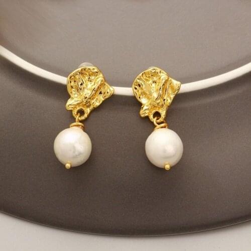 2021 new French elegant romantic Pearl Earrings femininity premium Earrings