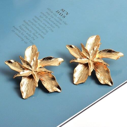 Trendy Charming Flowers Drop Earrings For Women Girls Fashion Gold Metal Alloy Earrings Statement Jewelry Pendiente